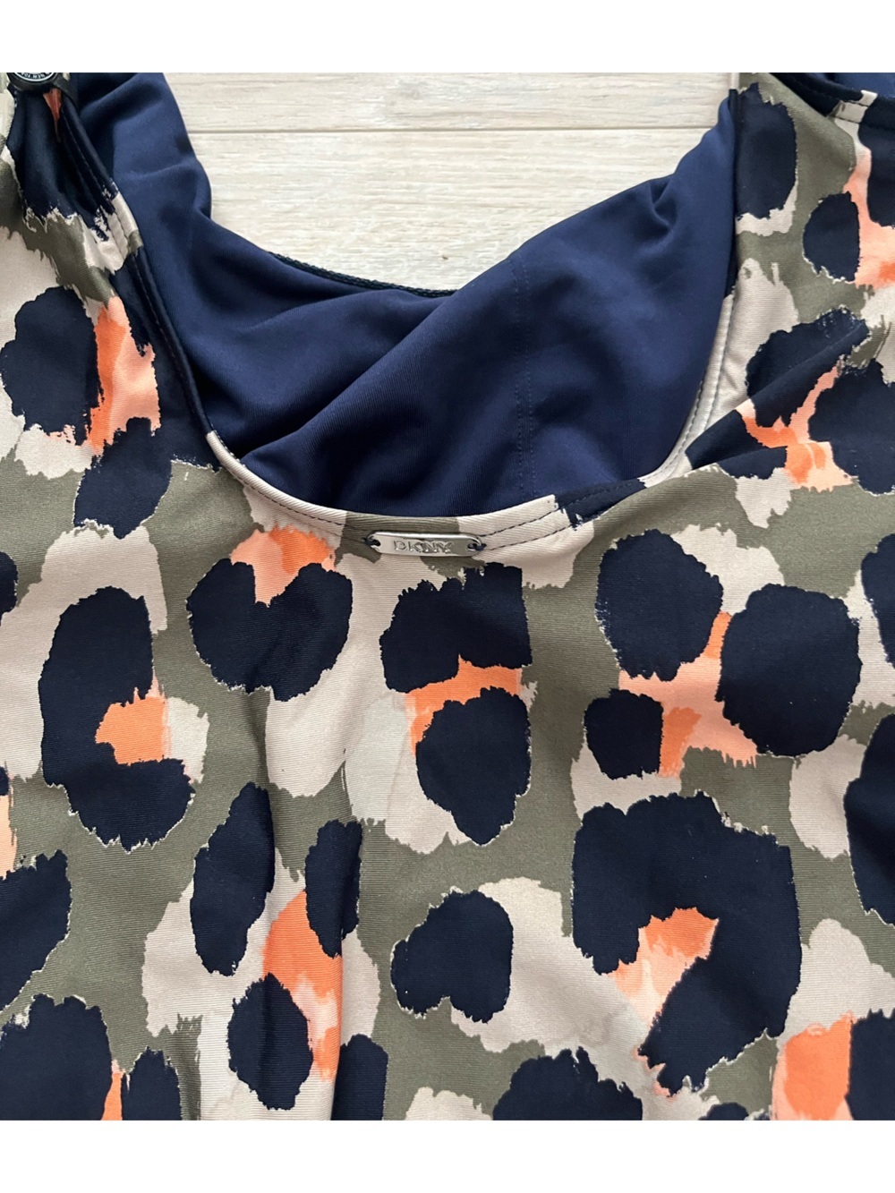 NWT DKNY Women’s Leopard-Print One-Piece Swimsuit in Navy, Tan & Peach - Size 12 - Picture 9 of 10